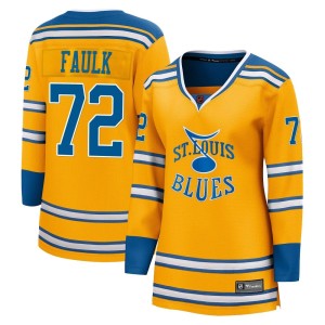 Jersey rally towels are BACK! And this time in Winter Classic style 😍 Game  3: Justin Faulk